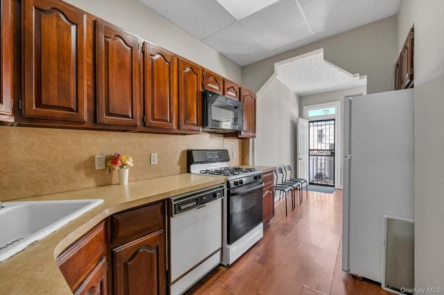 6858 76th Street, Middle Village, NY 11379