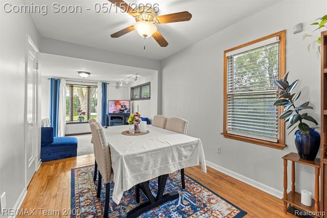 13997 San Jose, Redford, MI 48239