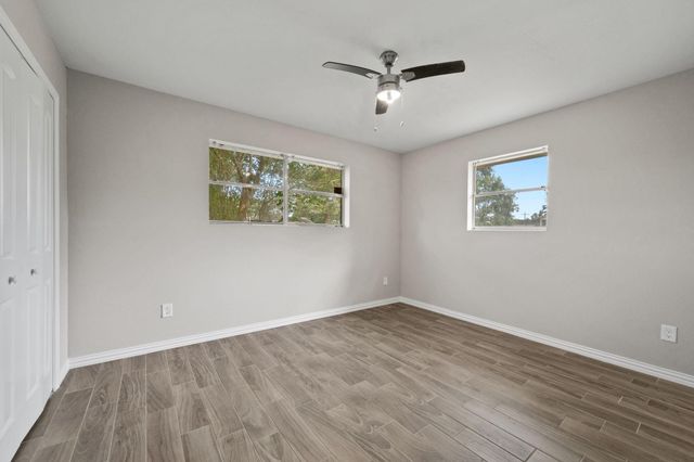 293 County Road 140, Liberty, TX 77575