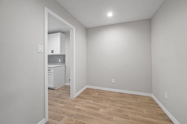 293 County Road 140, Liberty, TX 77575