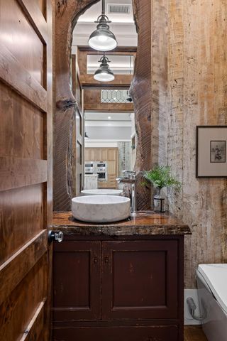 911 Butter Road, Bonneau, SC 29431