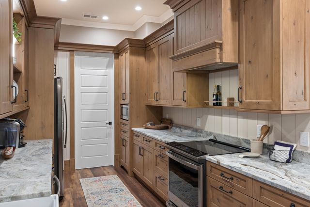 911 Butter Road, Bonneau, SC 29431