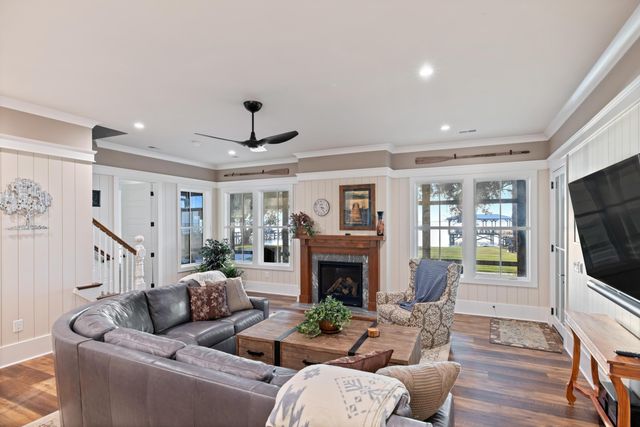 911 Butter Road, Bonneau, SC 29431