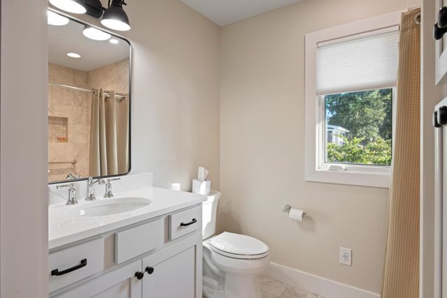 911 Butter Road, Bonneau, SC 29431