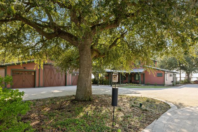 911 Butter Road, Bonneau, SC 29431