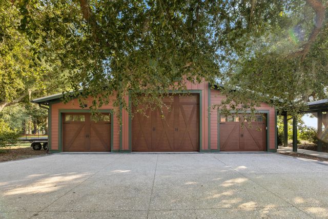 911 Butter Road, Bonneau, SC 29431