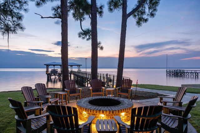 911 Butter Road, Bonneau, SC 29431