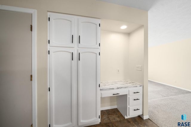 48186 265th St Street, Brandon, SD 57005