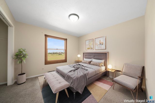 48186 265th St Street, Brandon, SD 57005