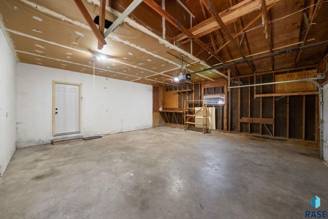 48186 265th St Street, Brandon, SD 57005