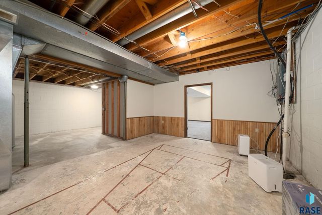 48186 265th St Street, Brandon, SD 57005