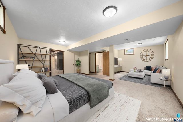 48186 265th St Street, Brandon, SD 57005