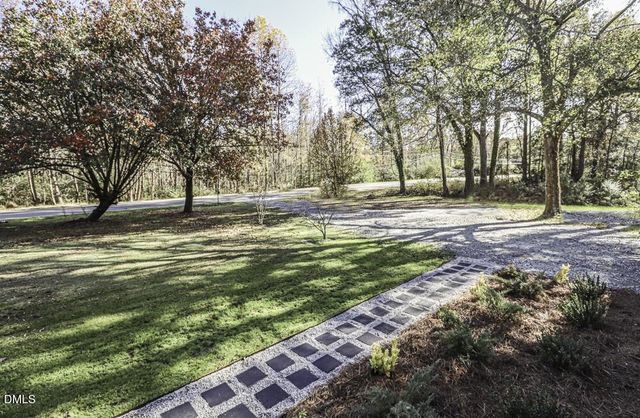 805 River Road, Selma, NC 27576