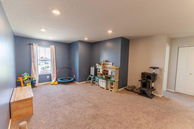 18817 Edison Court NW, Elk River, MN 55330