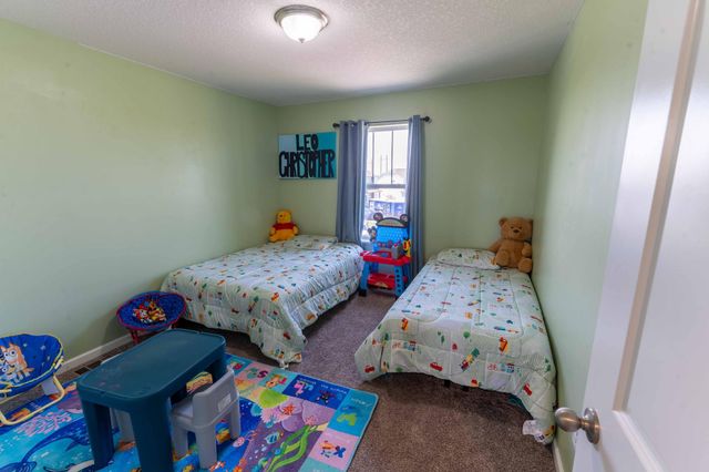 18817 Edison Court NW, Elk River, MN 55330