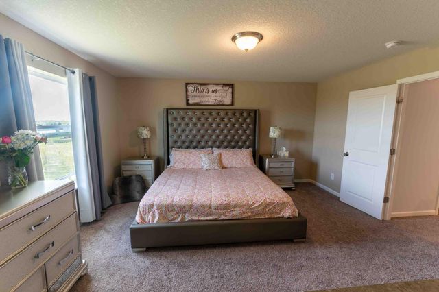 18817 Edison Court NW, Elk River, MN 55330