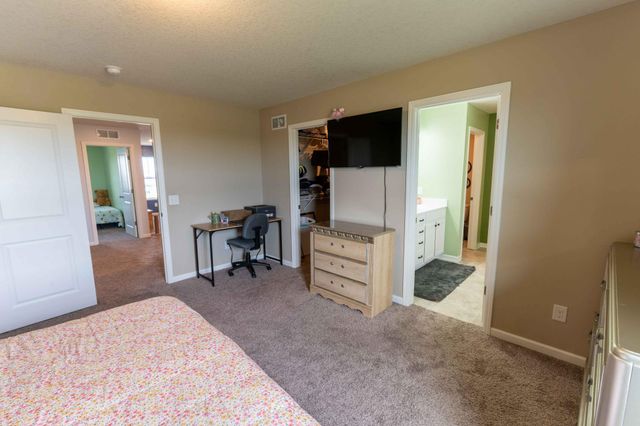 18817 Edison Court NW, Elk River, MN 55330