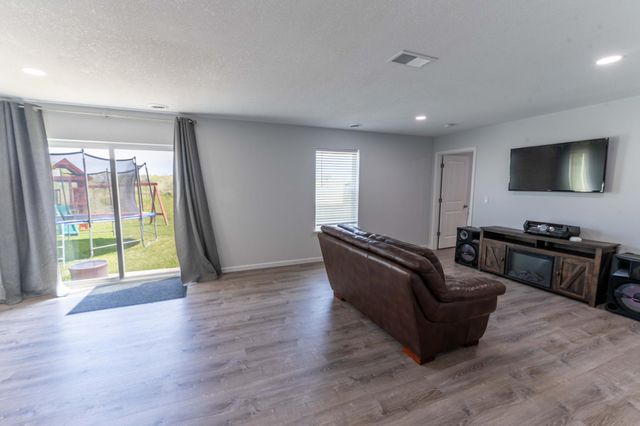 18817 Edison Court NW, Elk River, MN 55330