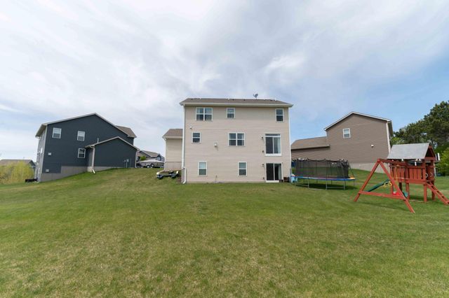 18817 Edison Court NW, Elk River, MN 55330