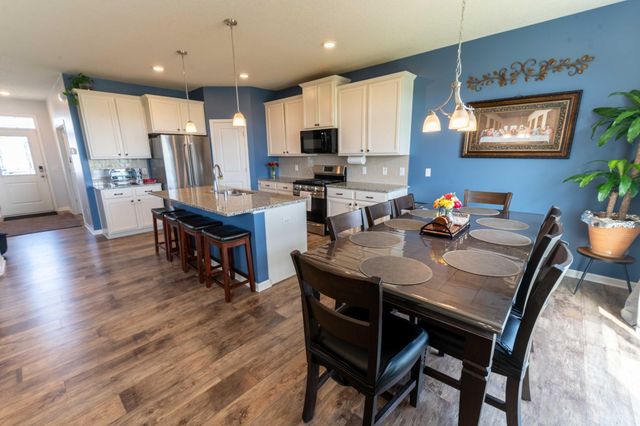 18817 Edison Court NW, Elk River, MN 55330