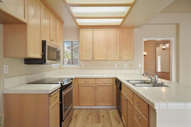 9446 Tuscany Cir, Stockton, CA 95210