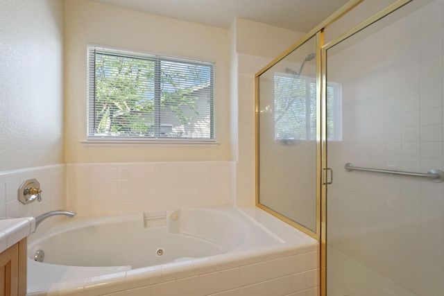 9446 Tuscany Cir, Stockton, CA 95210