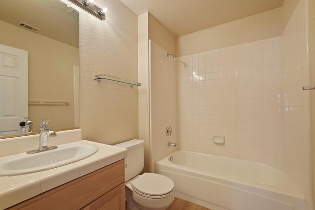 9446 Tuscany Cir, Stockton, CA 95210