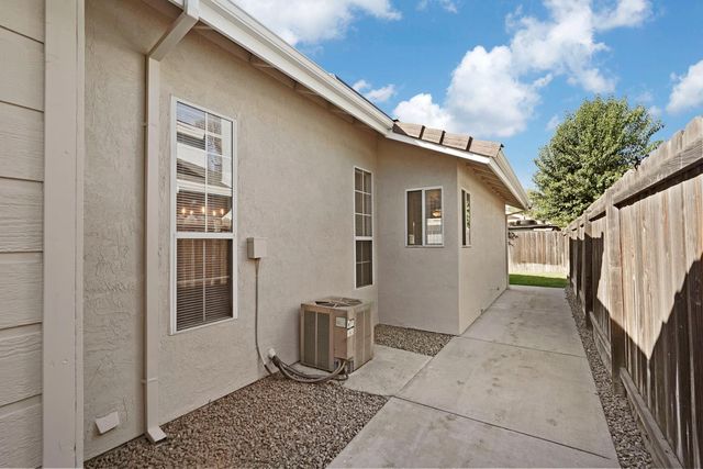 9446 Tuscany Cir, Stockton, CA 95210