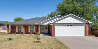 88 Country Club Drive, Canyon, TX 79015