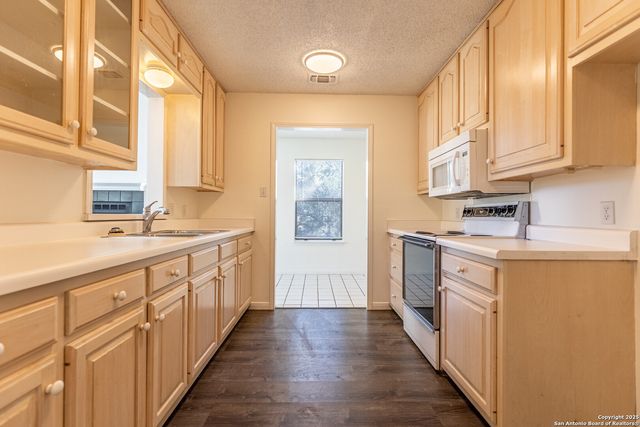 254 scenic, Canyon Lake, TX 78133