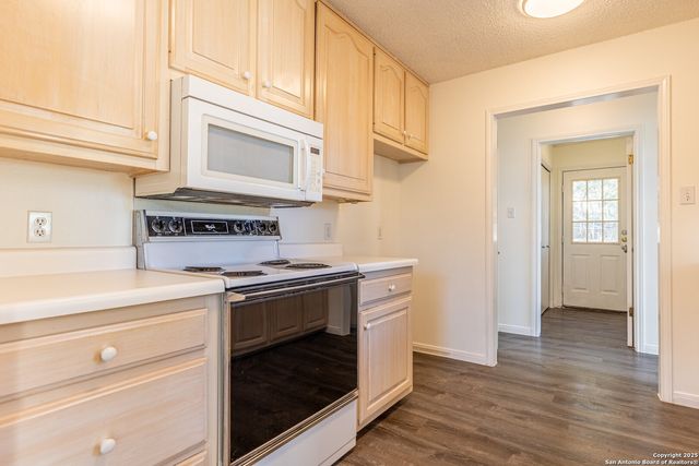 254 scenic, Canyon Lake, TX 78133