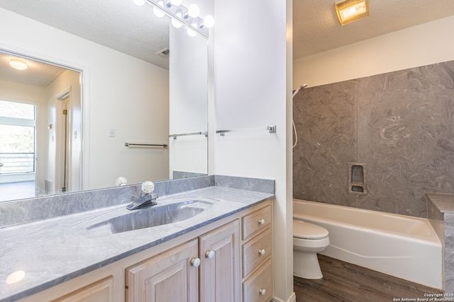 254 scenic, Canyon Lake, TX 78133