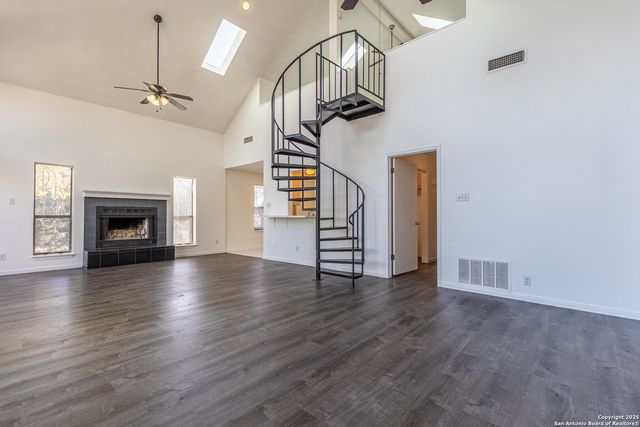 254 scenic, Canyon Lake, TX 78133