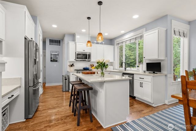 6611 84th Street Ct NW, Gig Harbor, WA 98332