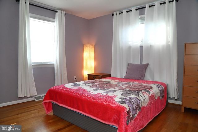 326 E CHARLOTTE ST, Millersville, PA 17551