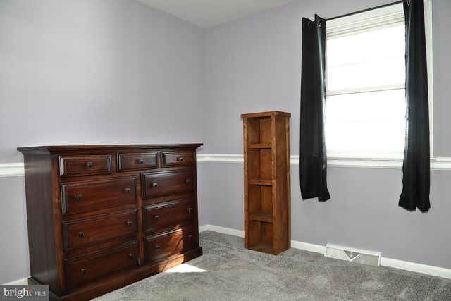 326 E CHARLOTTE ST, Millersville, PA 17551