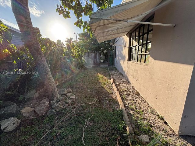 2510 NE 9th Ter, Pompano Beach, FL 33064