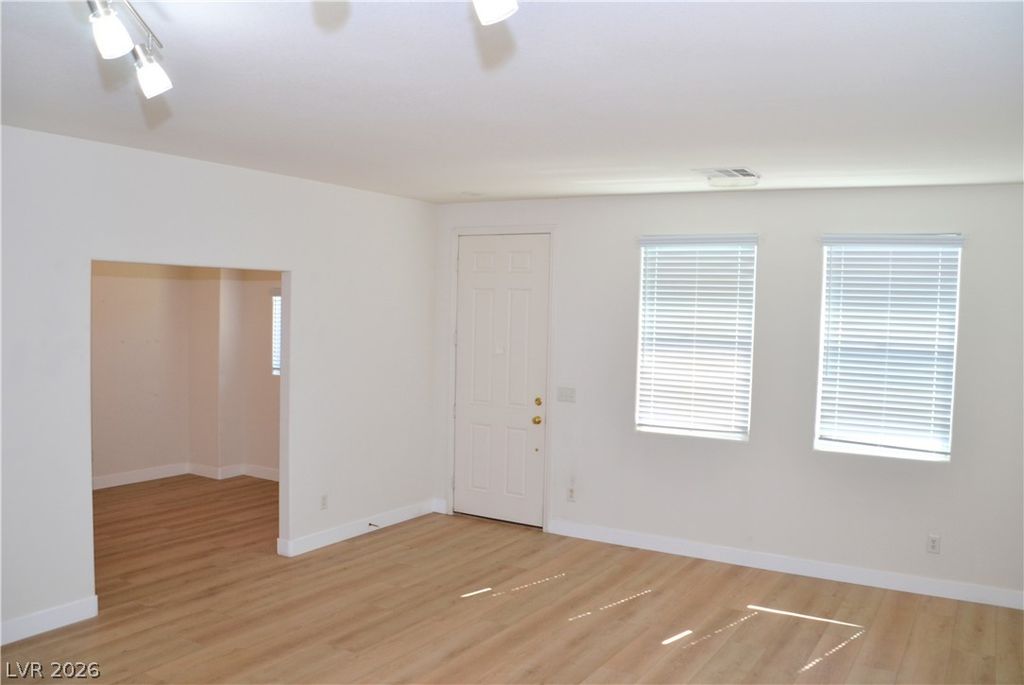 447 Groft Way, Henderson, NV 89015 — photo 2