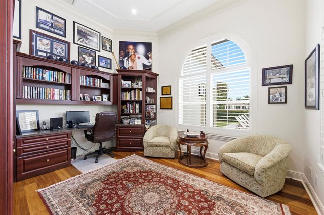 122 Siesta Way, Palm Beach Gardens, FL 33418