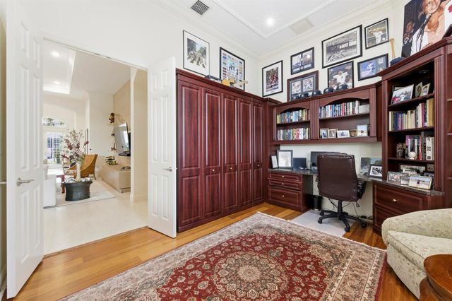 122 Siesta Way, Palm Beach Gardens, FL 33418