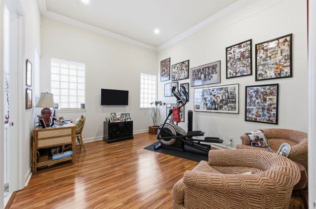 122 Siesta Way, Palm Beach Gardens, FL 33418