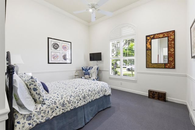 122 Siesta Way, Palm Beach Gardens, FL 33418