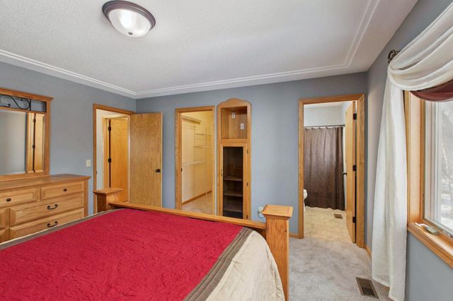 749 Fox Road, Lino Lakes, MN 55014