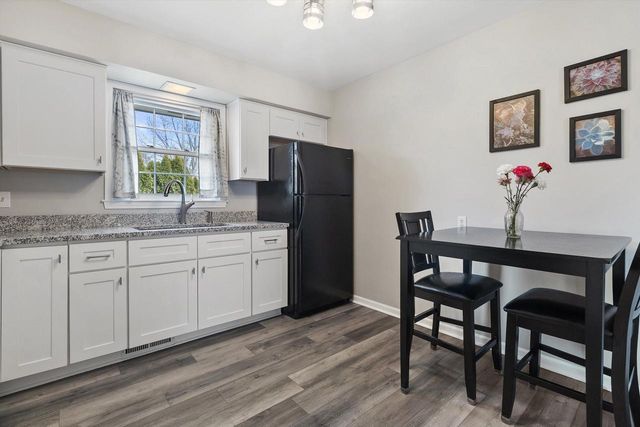 222 East AVENUE, Eagle, WI 53119