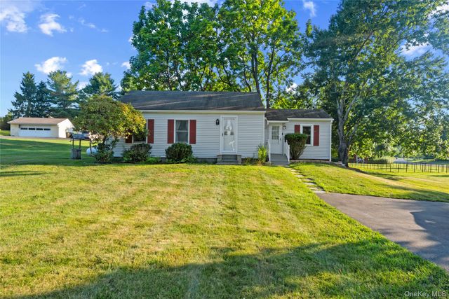 51 Mills Road, Walden, NY 12586