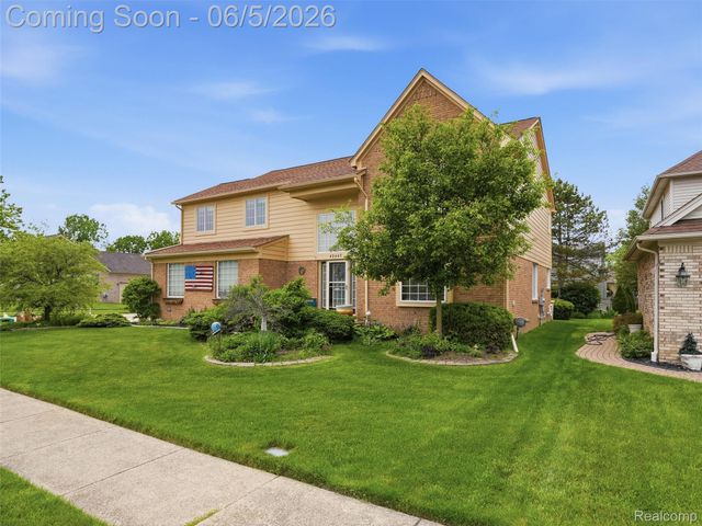 42447 Sheridan Drive, Clinton Charter Township, MI 48038