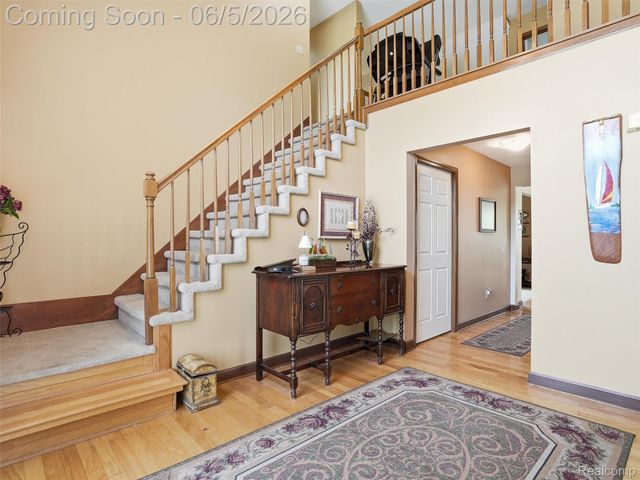 42447 Sheridan Drive, Clinton Charter Township, MI 48038
