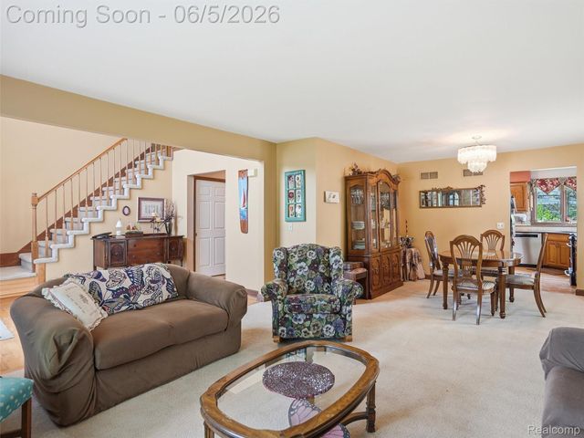 42447 Sheridan Drive, Clinton Charter Township, MI 48038