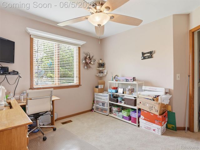 42447 Sheridan Drive, Clinton Charter Township, MI 48038