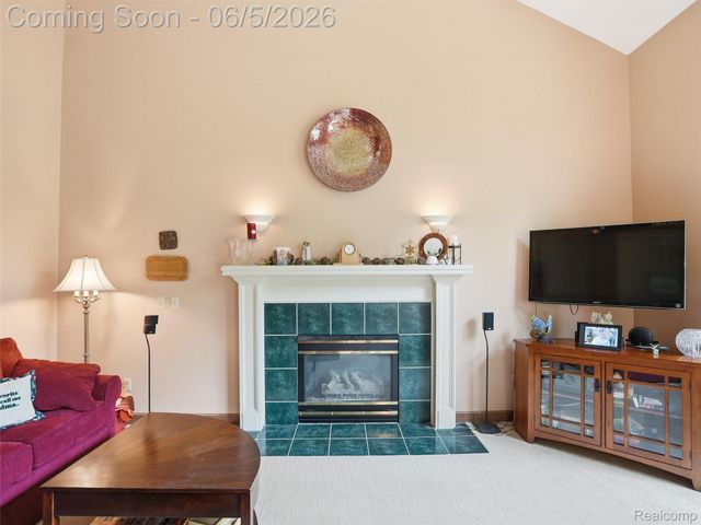 42447 Sheridan Drive, Clinton Charter Township, MI 48038